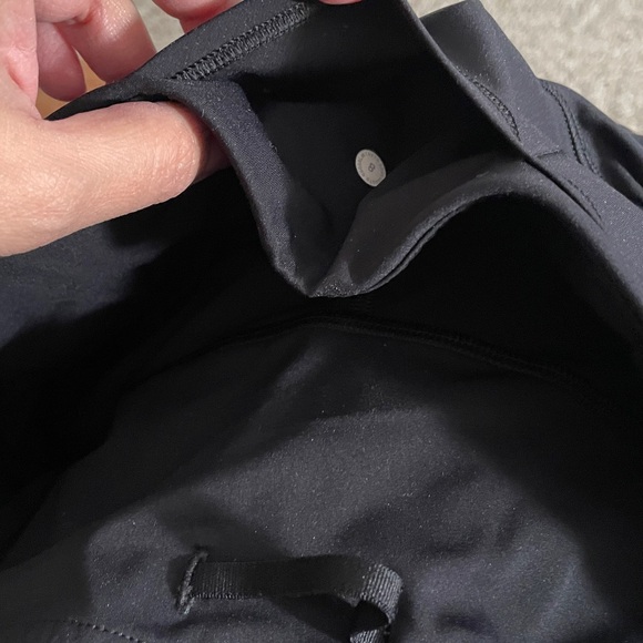 Lululemon Fast And Free Short 10" *Non-Reflective
Black - Picture 13 of 13